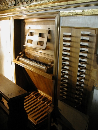 Organo Giani ricostr. sec.XVIII - Console - Chiesa del Santo Sepolcro.